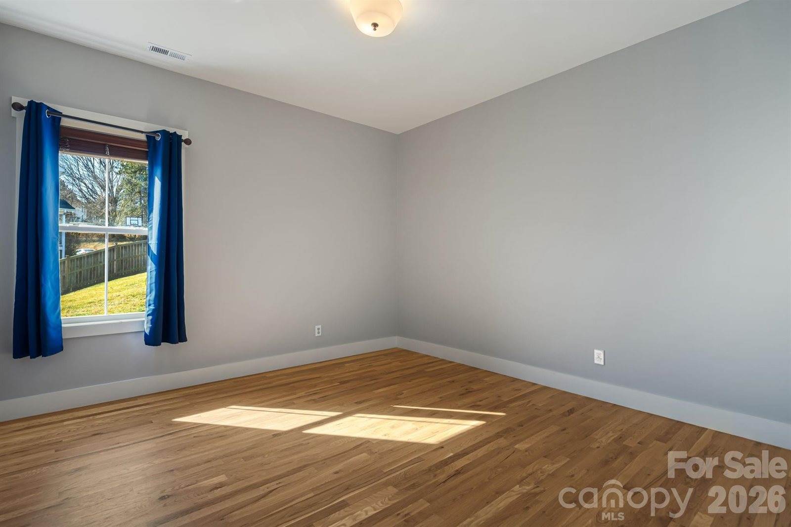 5 Magnolia Farms Drive, Asheville, NC 28806