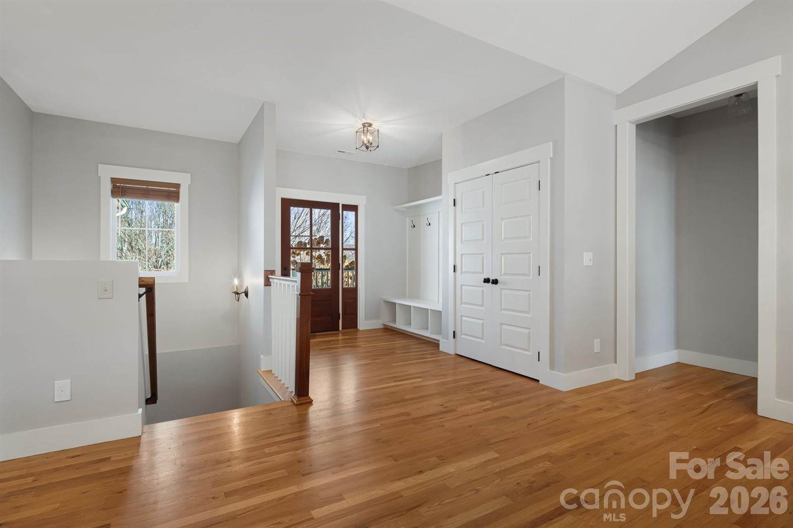 5 Magnolia Farms Drive, Asheville, NC 28806