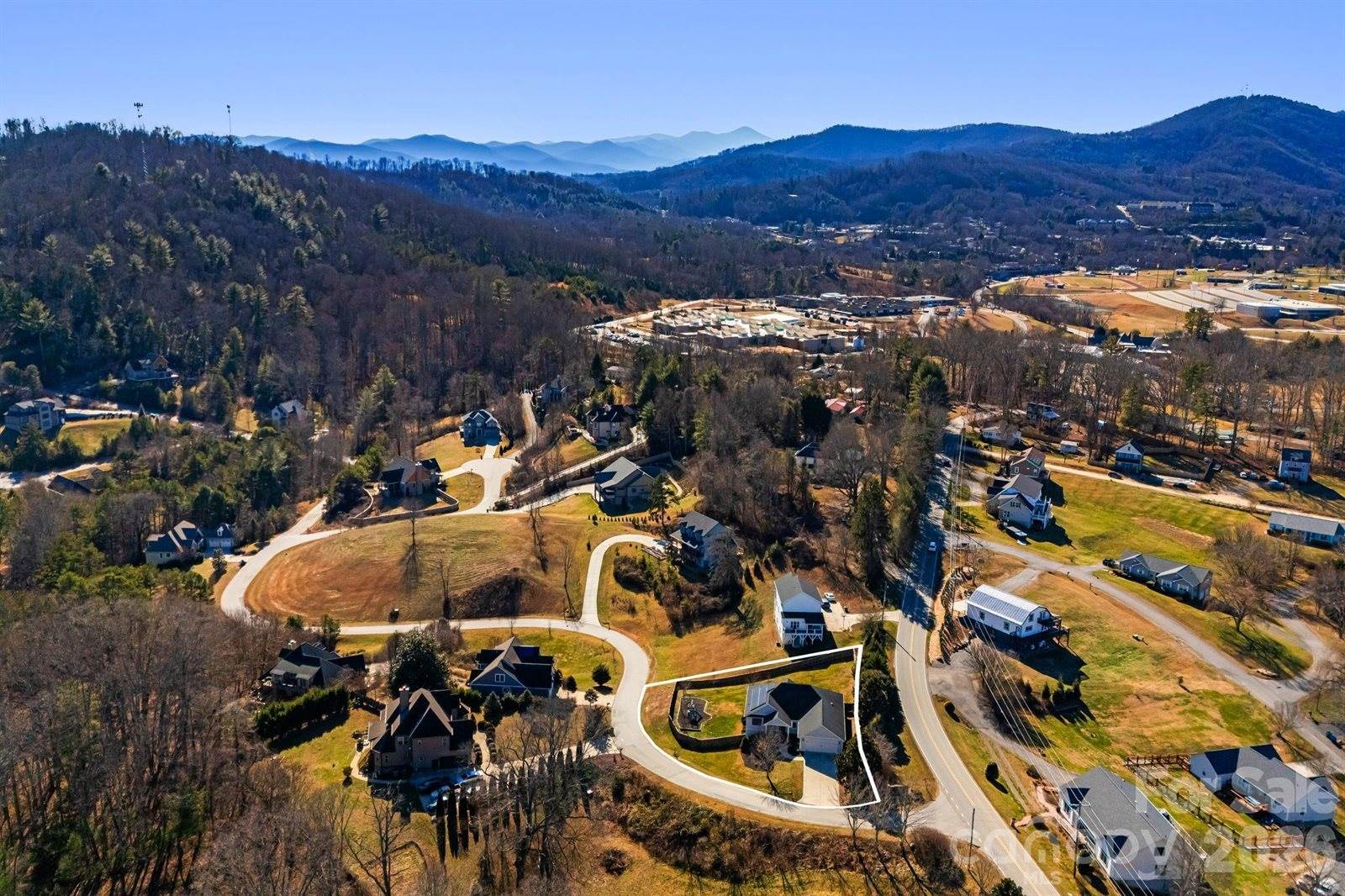 5 Magnolia Farms Drive, Asheville, NC 28806