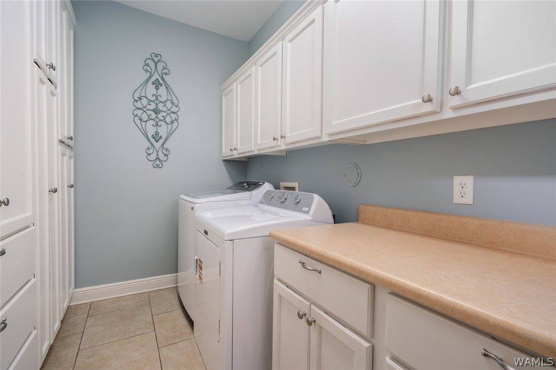 702 Greenbriar Drive, Northport, AL 35473