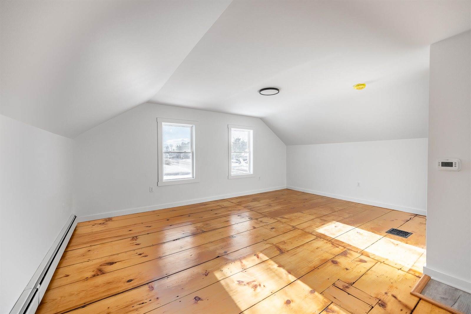 139 Billings Road, Hermon, ME 04401