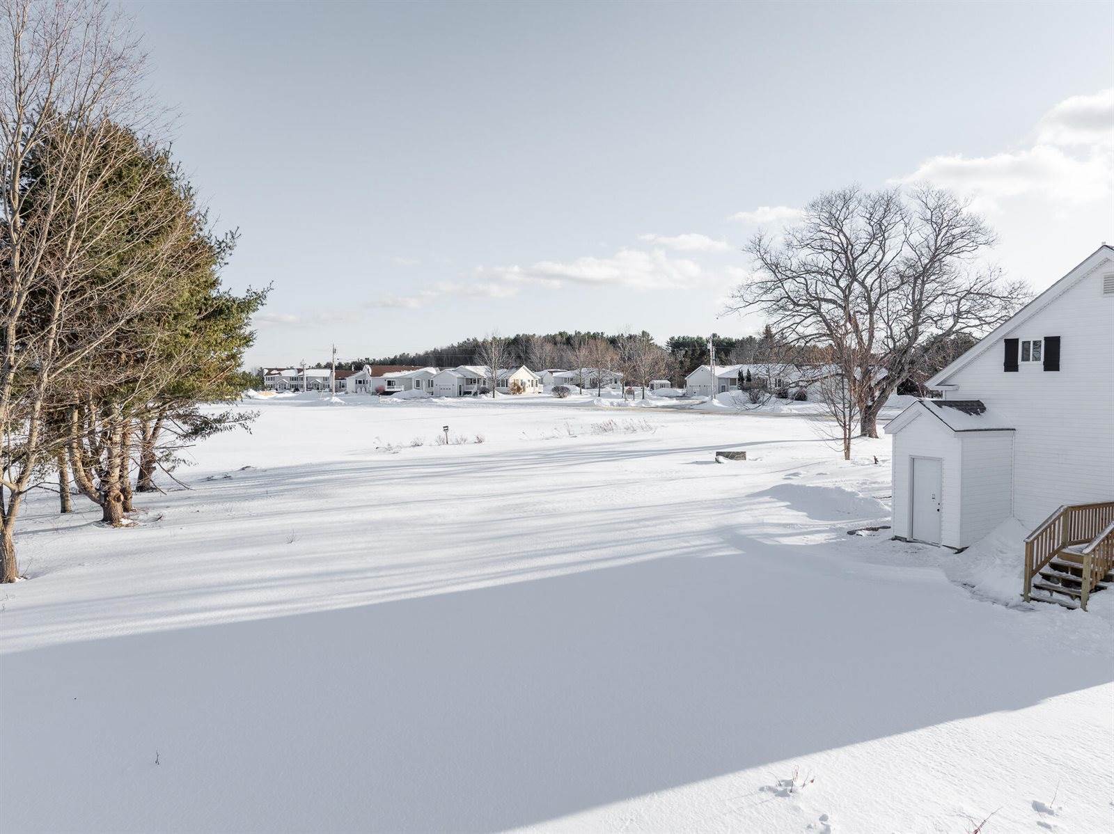 139 Billings Road, Hermon, ME 04401