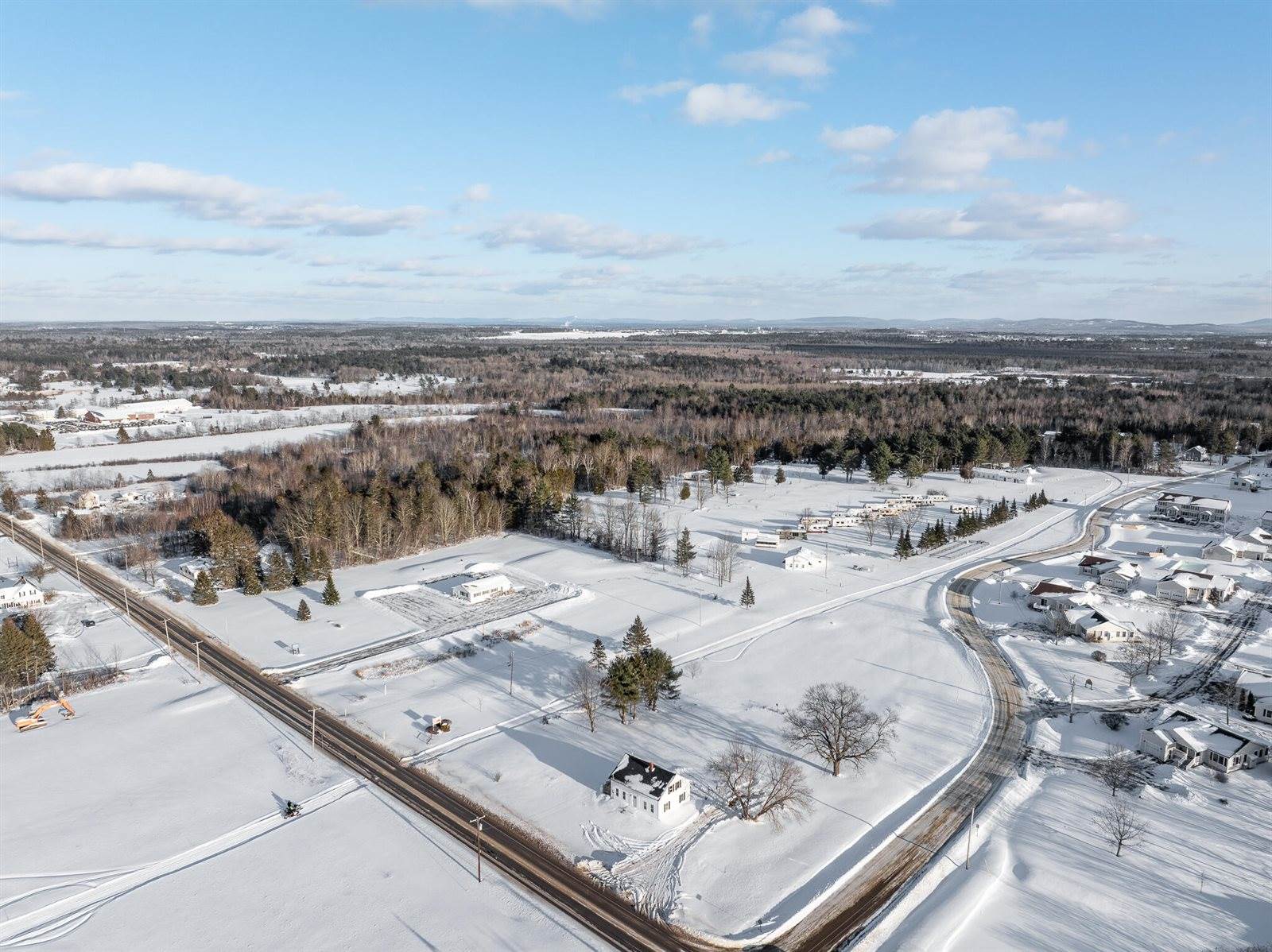 139 Billings Road, Hermon, ME 04401