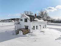 139 Billings Road, Hermon, ME 04401