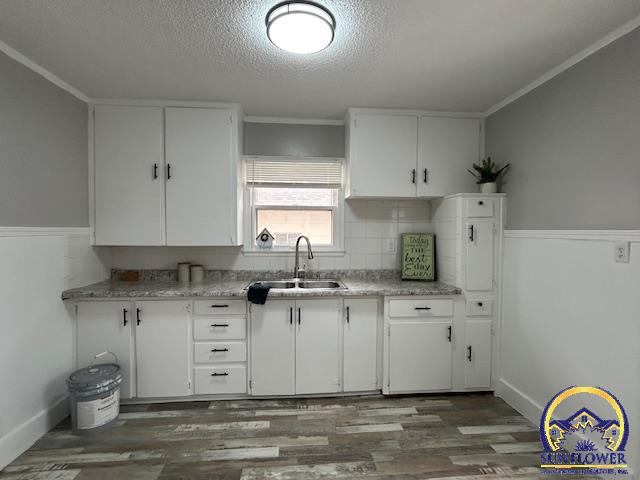 1725 SW Sims AVE, Topeka, KS 66604