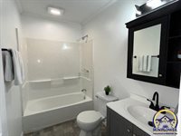 1725 SW Sims AVE, Topeka, KS 66604