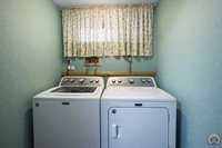 1318 SW Wayne AVE, Topeka, KS 66604