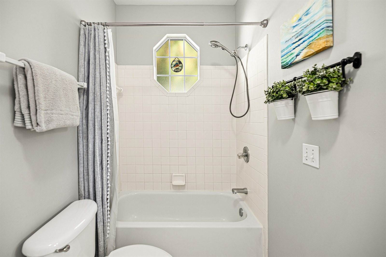 4317 American Poets Drive, Niceville, FL 32578