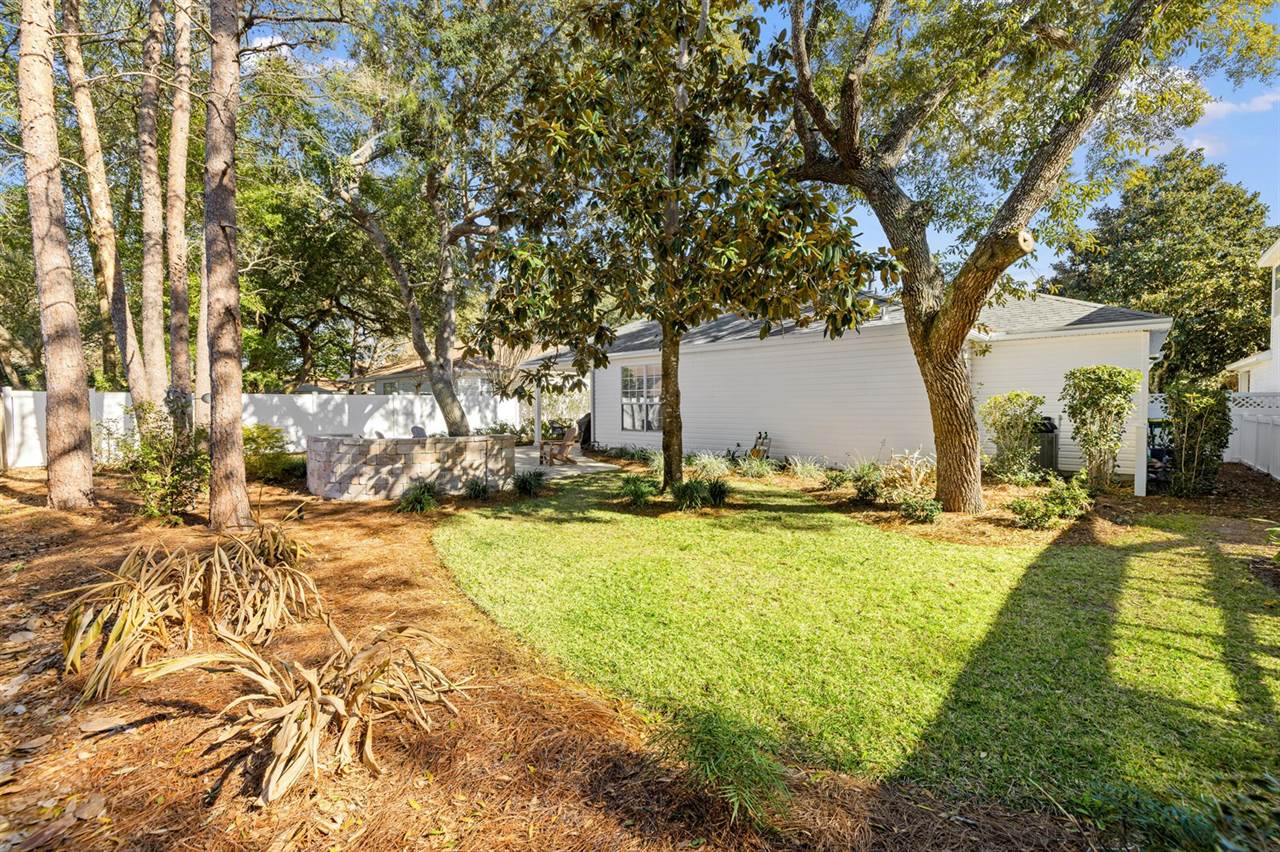 4317 American Poets Drive, Niceville, FL 32578