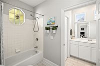 4317 American Poets Drive, Niceville, FL 32578