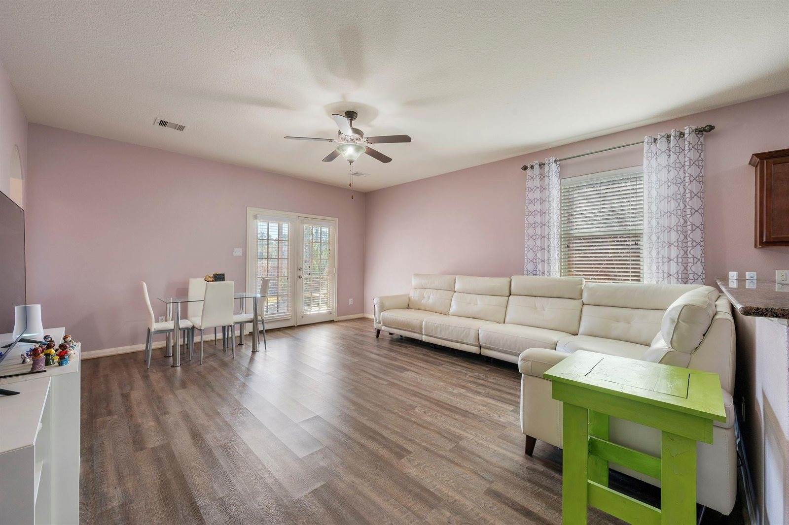 30914 West Lost Creek Boulevard, Magnolia, TX 77355