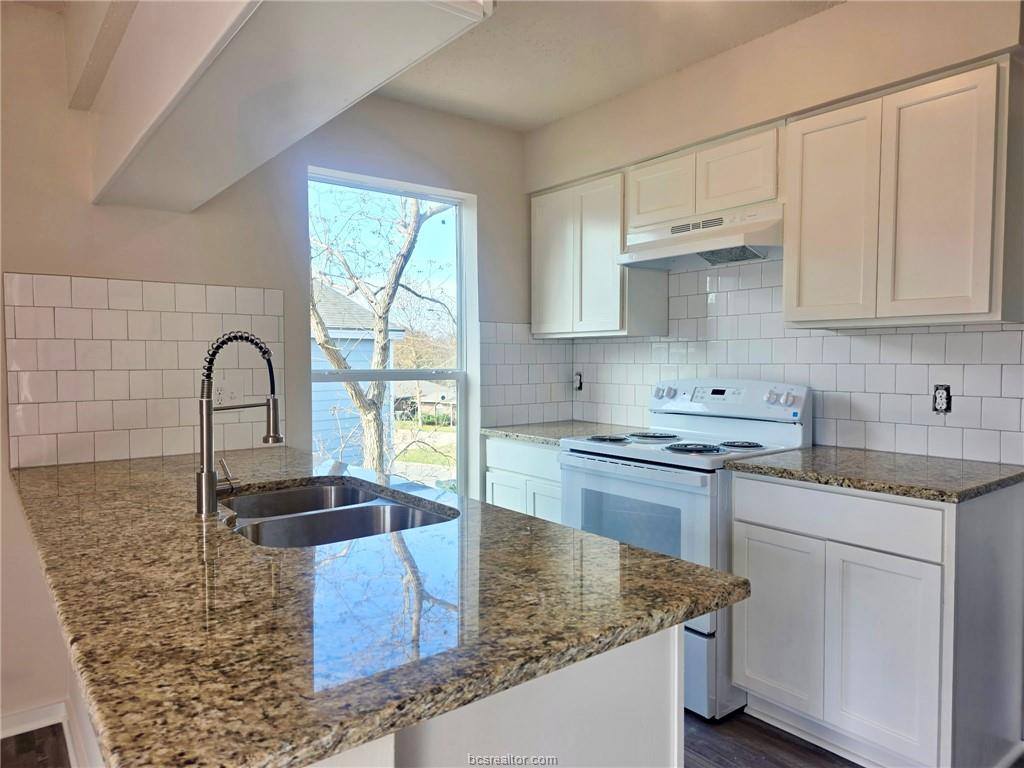 1020 Autumn Circle, College Station, TX 77840