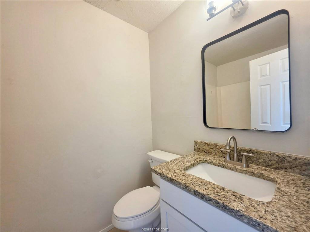 1020 Autumn Circle, College Station, TX 77840