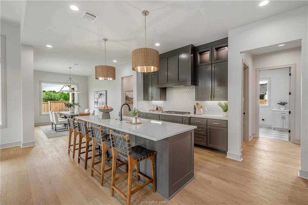 4901 Pearl River Ct. Court, College Station, TX 77845