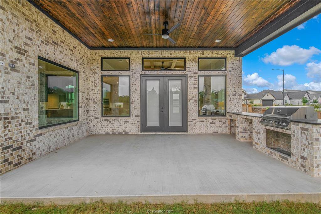 4901 Pearl River Ct. Court, College Station, TX 77845