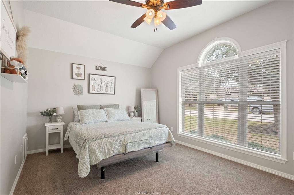 701 Royal Adelade Drive, College Station, TX 77845