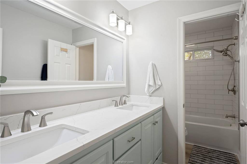 701 Royal Adelade Drive, College Station, TX 77845