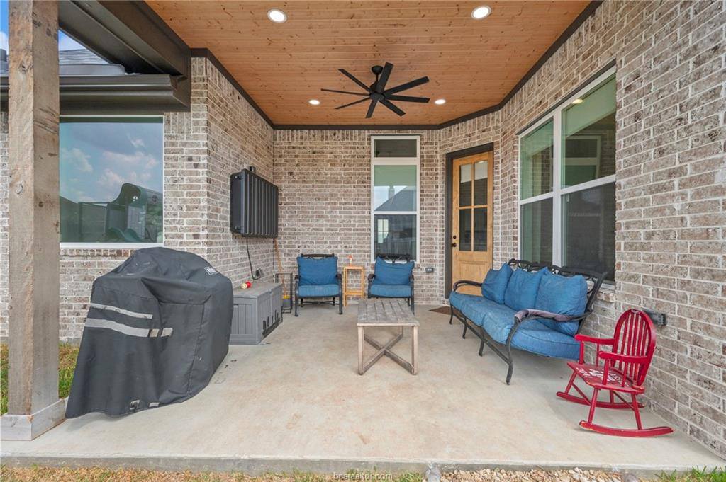 3032 Teller Dr. Drive, Bryan, TX 77808