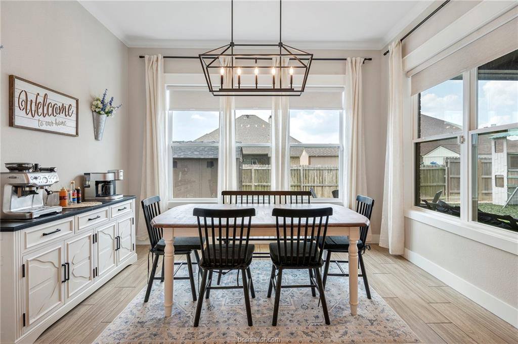 3032 Teller Dr. Drive, Bryan, TX 77808