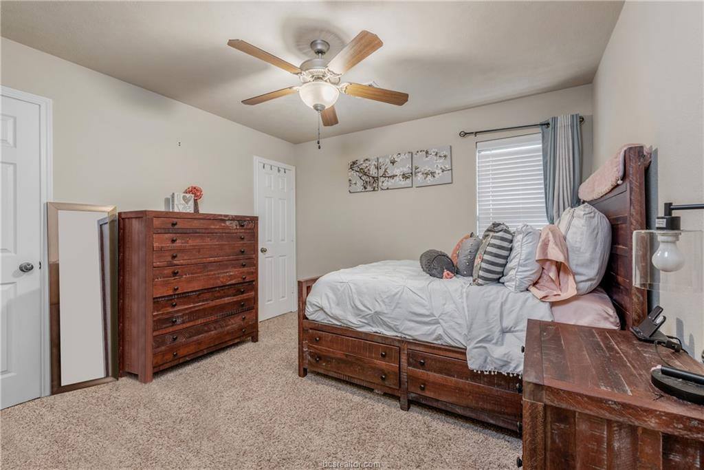 918 Dove Landing Drive, College Station, TX 77845