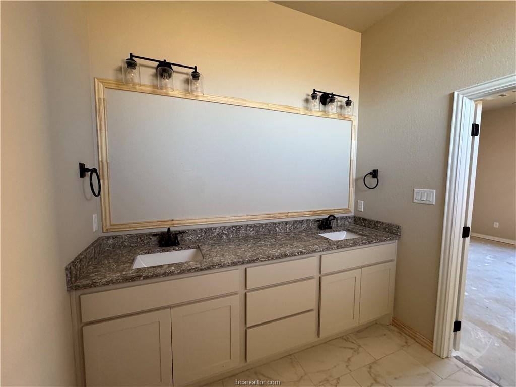 1201 Verona Drive, College Station, TX 77845