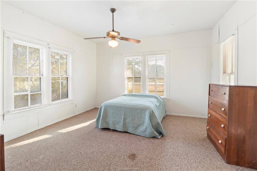 7964 FM 141, Dime Box, TX 77853