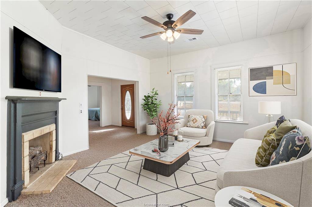 7964 FM 141, Dime Box, TX 77853