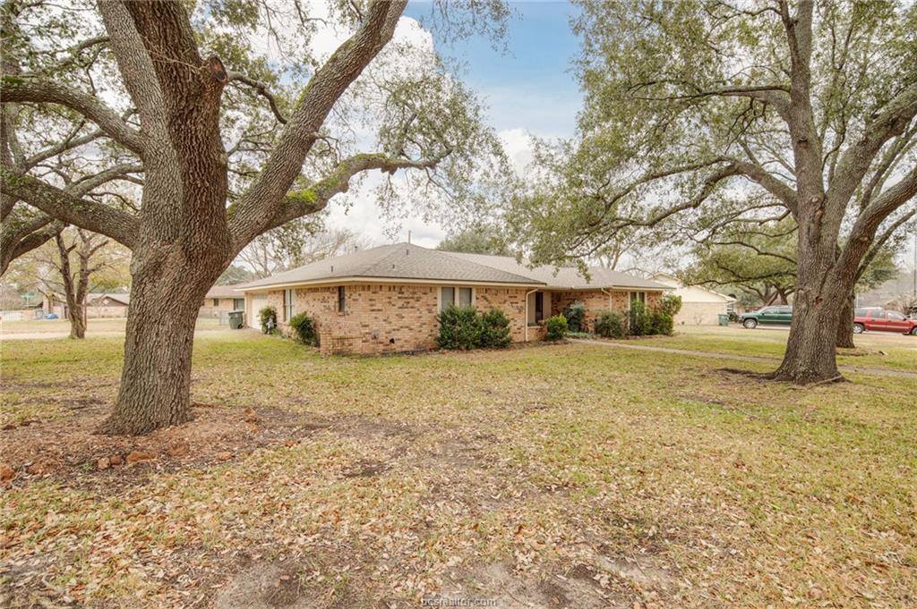 3508 Broad Oak Circle, Bryan, TX 77802