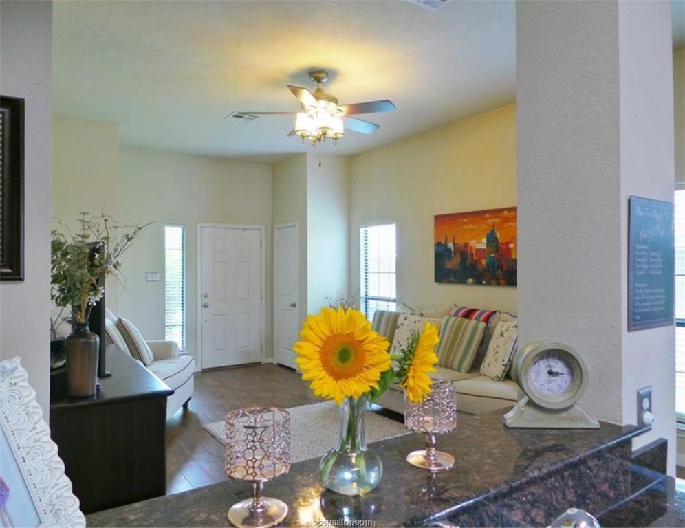 2711 Silver Oak Drive, College Station, TX 77845