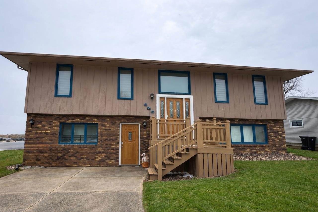 426 North 19th, Estherville, IA 51334