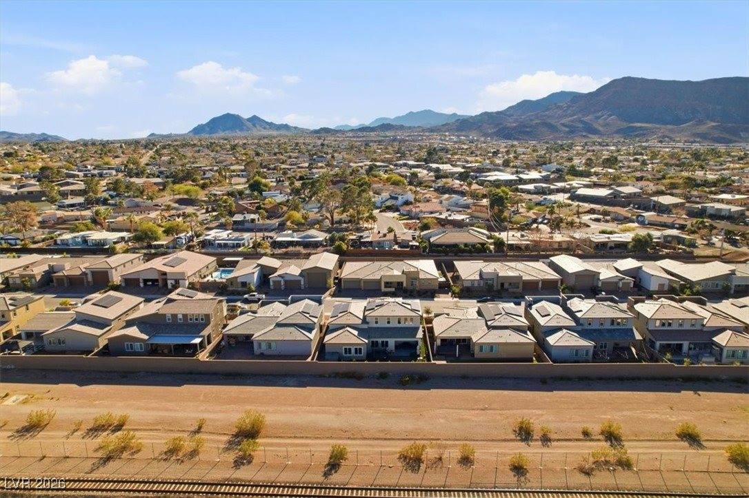 116 Barclay Heights Avenue, Henderson, NV 89015