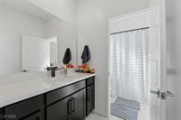 116 Barclay Heights Avenue, Henderson, NV 89015