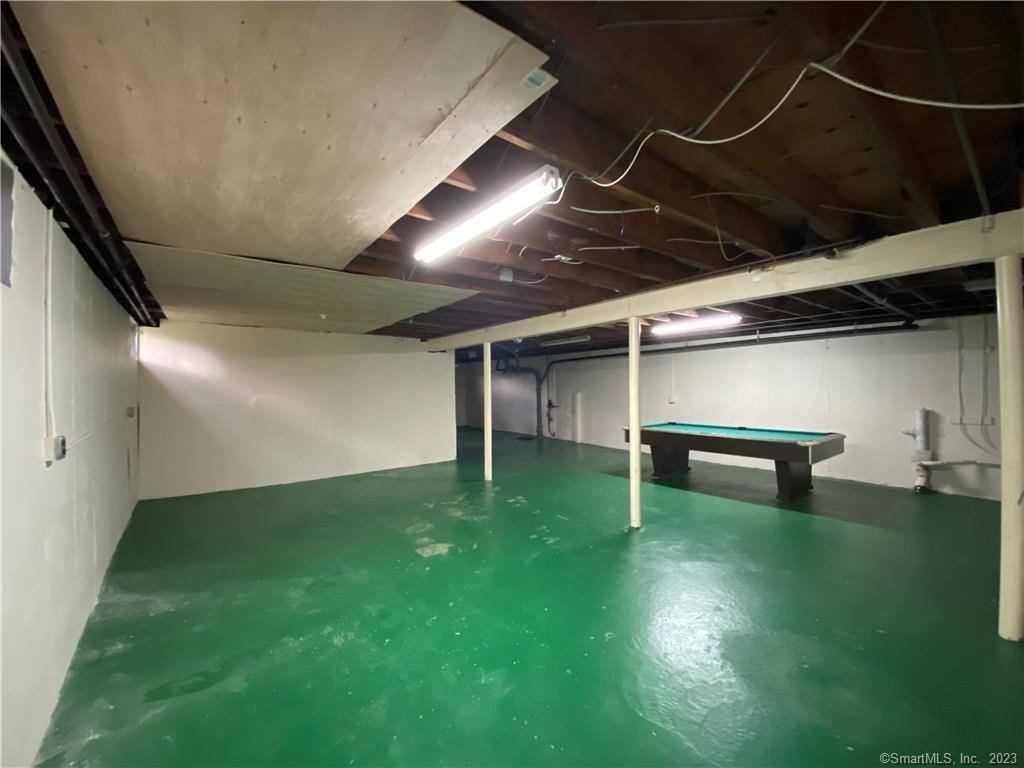 56 Hallock, #1st, Bridgeport, CT 06606