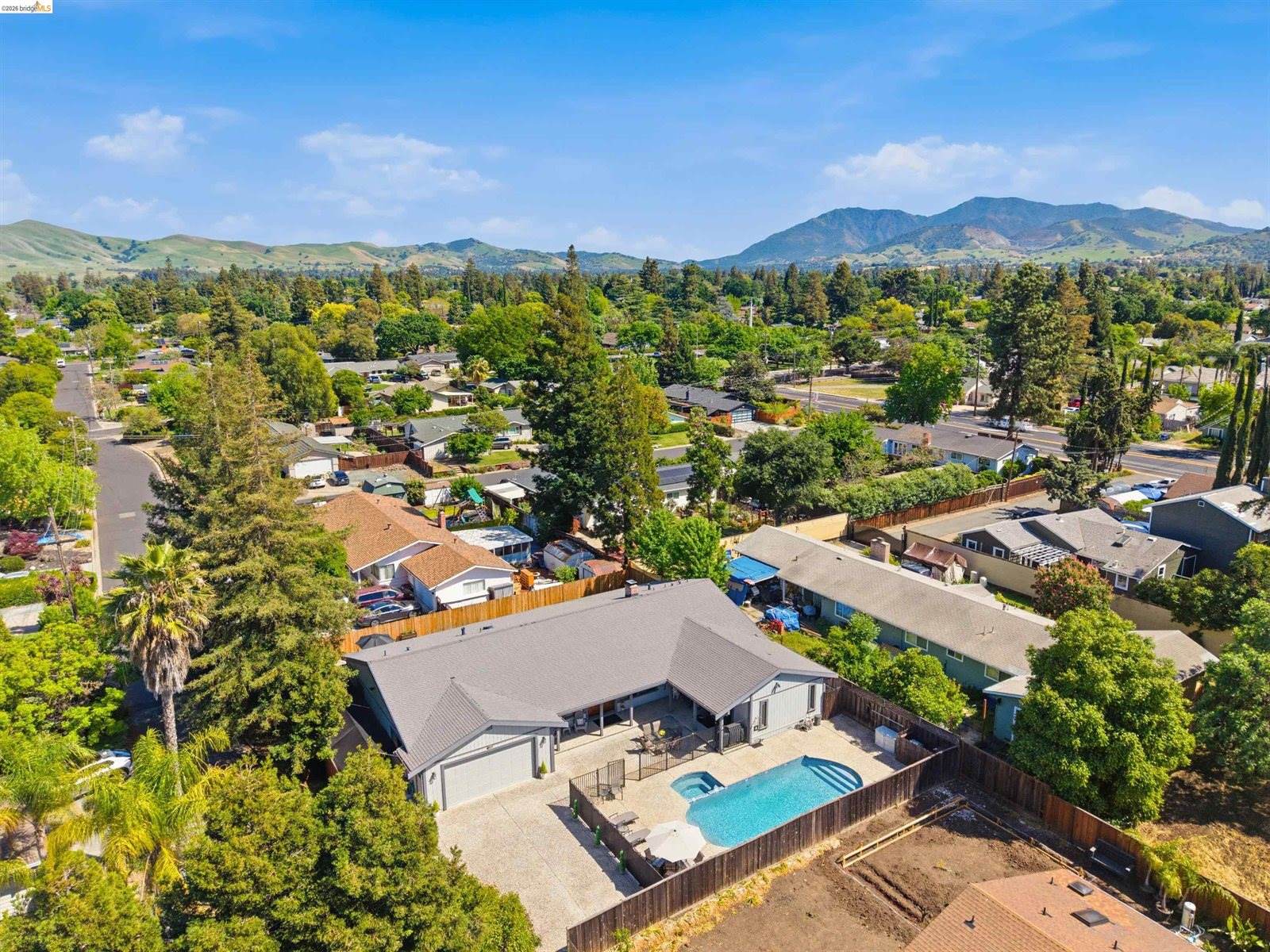 3622 Delancey Ln, Concord, CA 94519