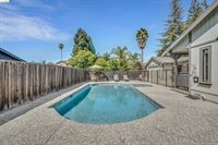 3622 Delancey Ln, Concord, CA 94519