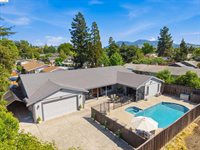 3622 Delancey Ln, Concord, CA 94519