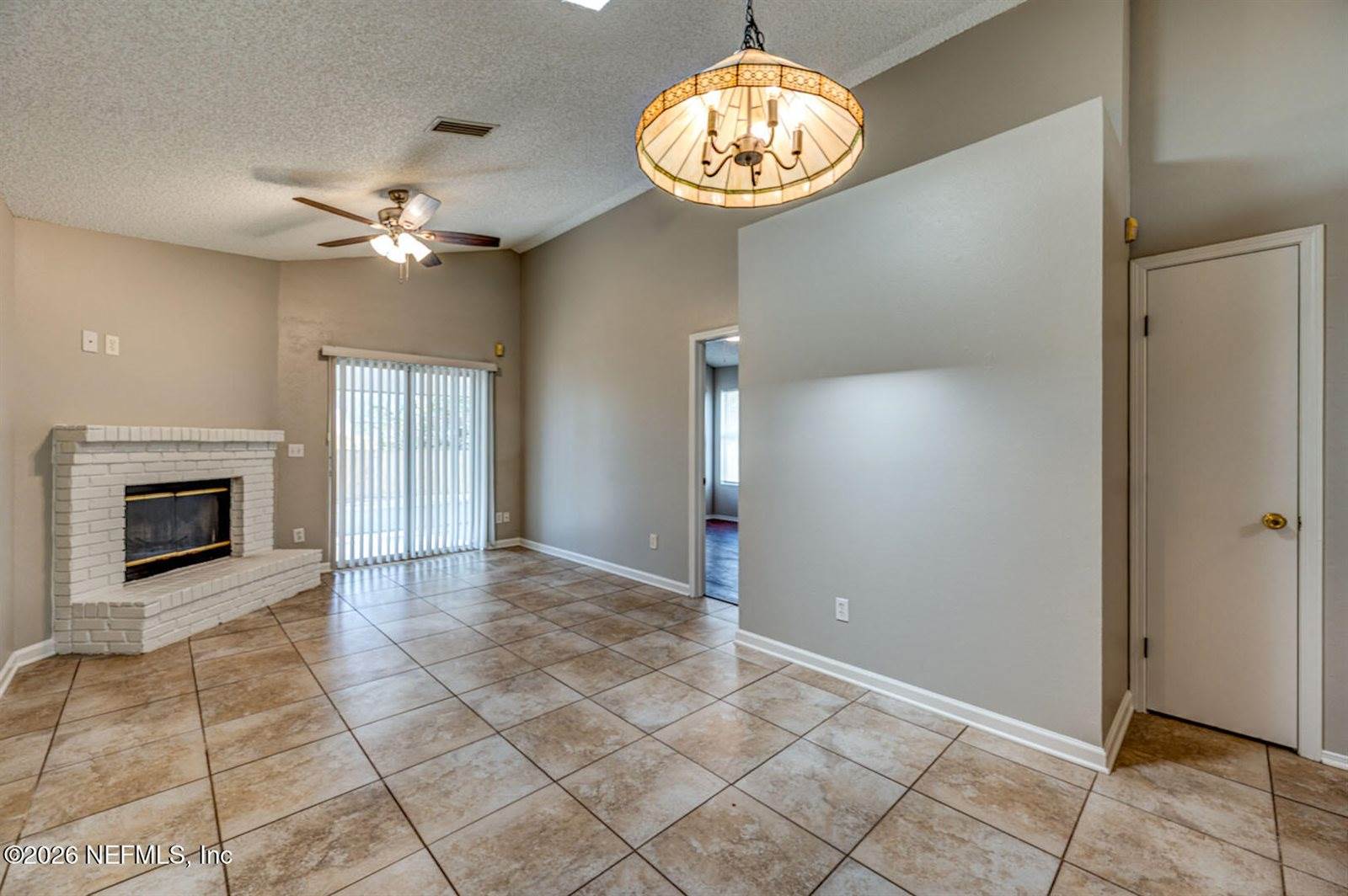 560 Staffordshire Drive, Jacksonville, FL 32225