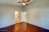 560 Staffordshire Drive, Jacksonville, FL 32225