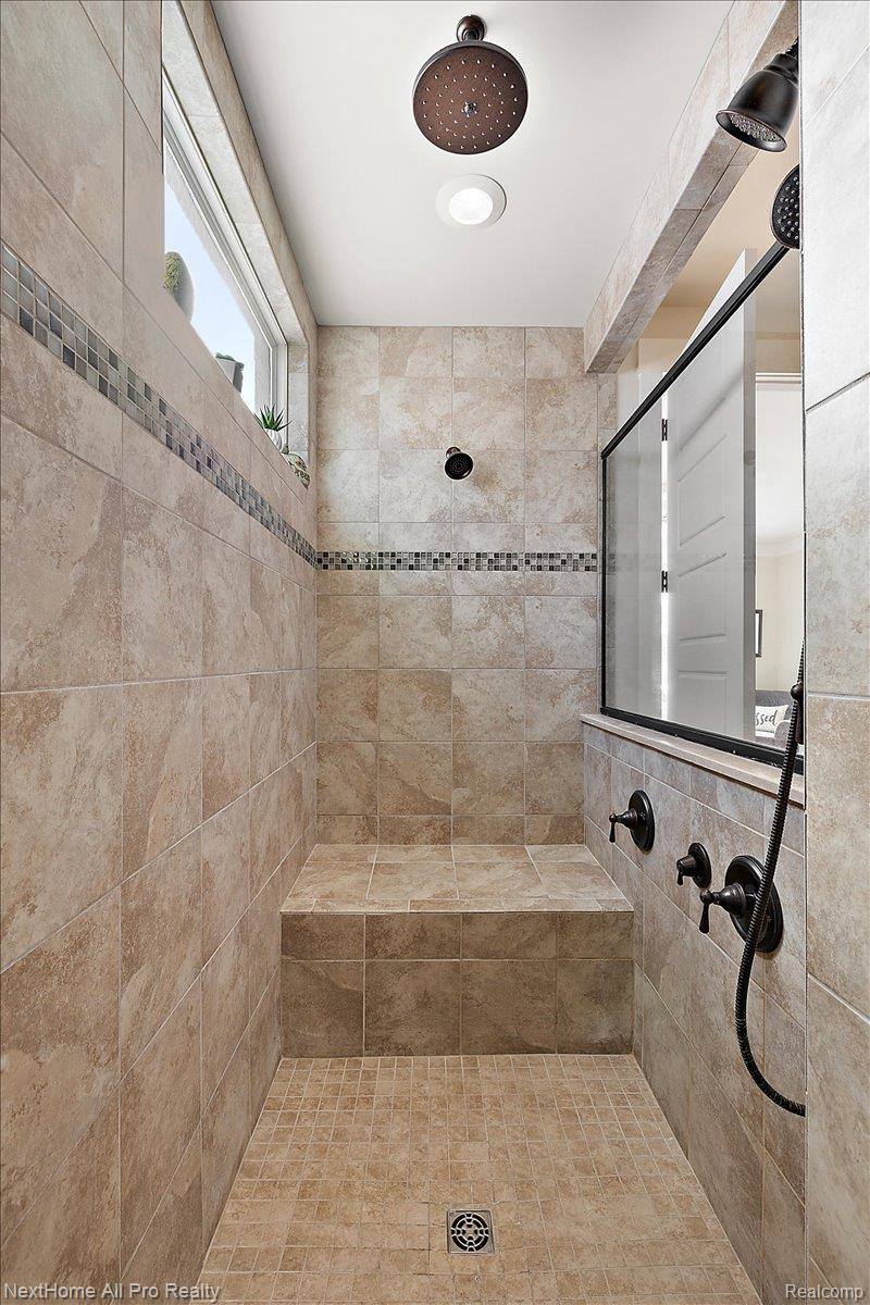 22841 Shepherds Hollow Drive, LyonCharterTownship_Oakland, MI 48178