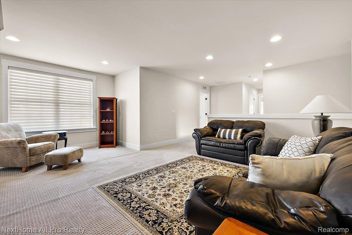 22841 Shepherds Hollow Drive, LyonCharterTownship_Oakland, MI 48178