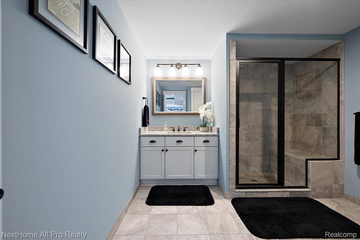 22841 Shepherds Hollow Drive, LyonCharterTownship_Oakland, MI 48178