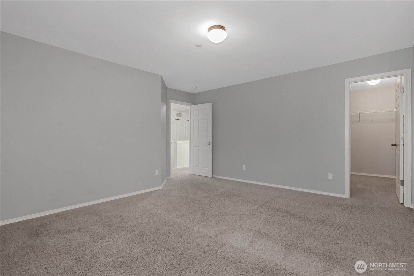 1179 Swan Loop, Dupont, WA 98327
