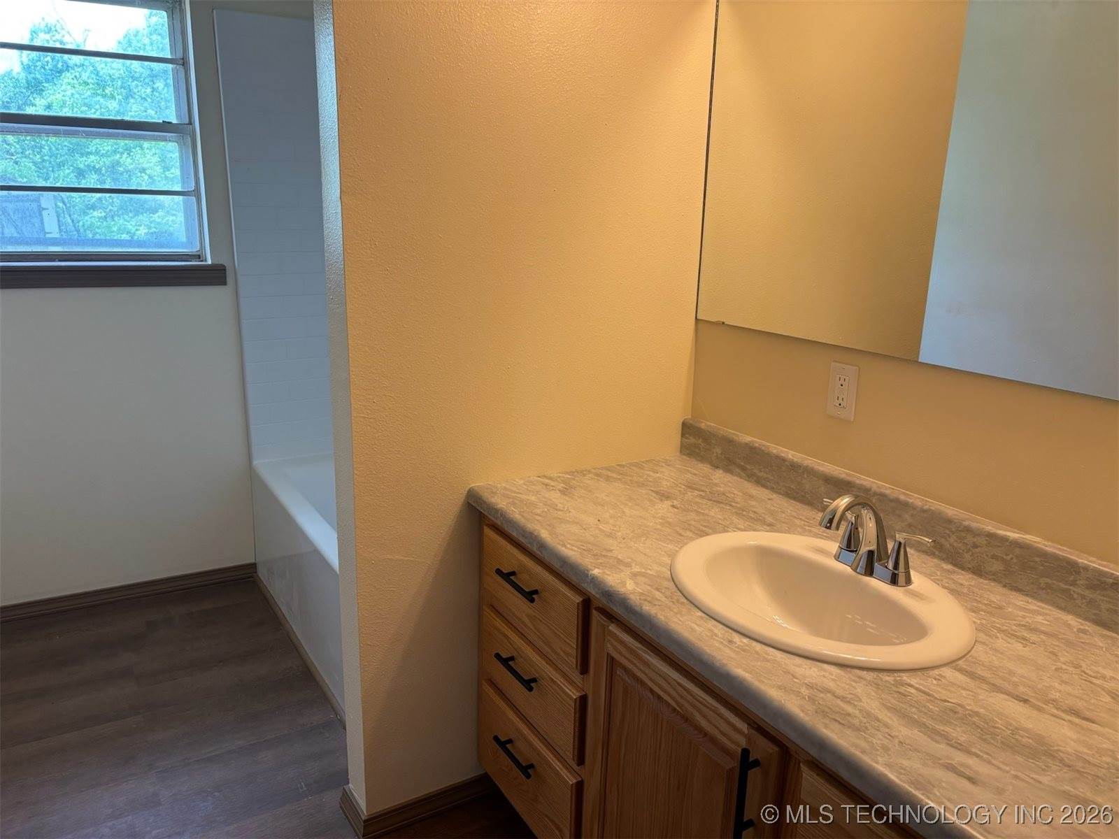 305 North 10th Street, Hartshorne, OK 74547