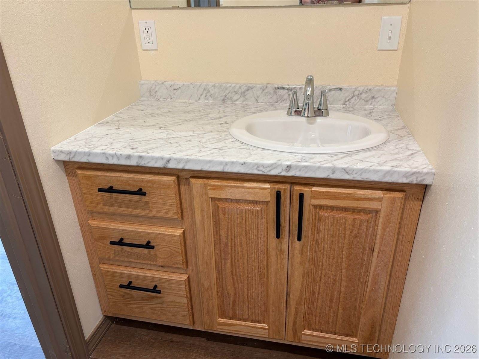 305 North 10th Street, Hartshorne, OK 74547