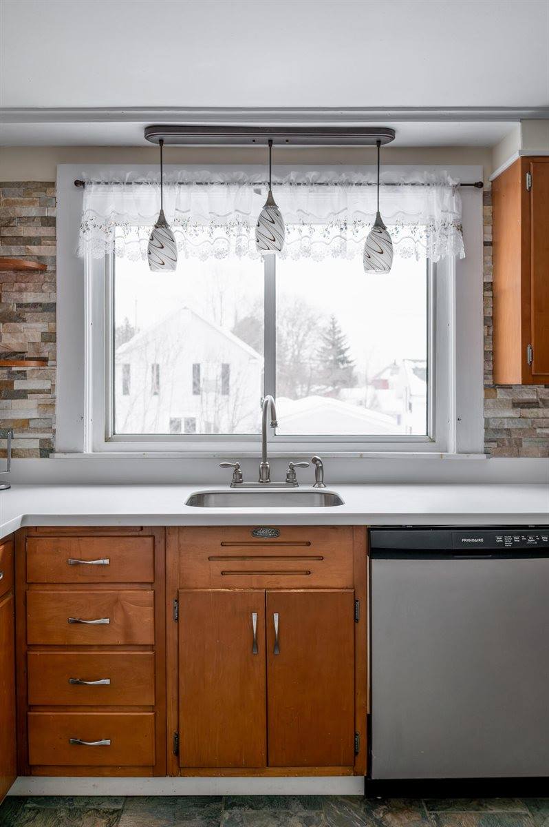 255 Fern Street, Bangor, ME 04401