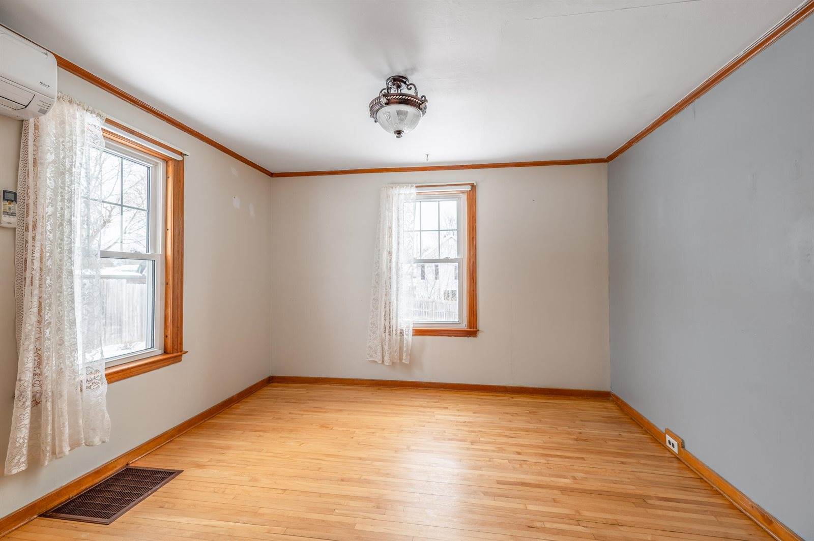 255 Fern Street, Bangor, ME 04401