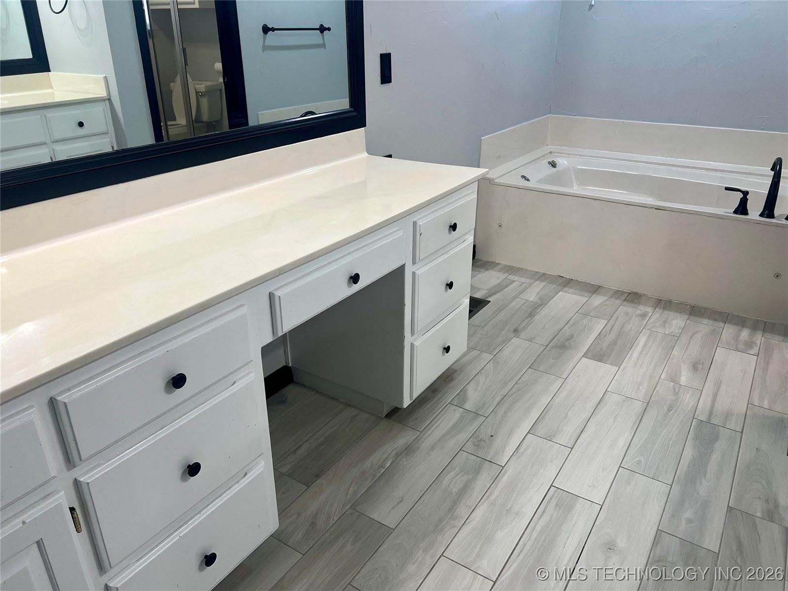 19950 West Hwy 33 Road, Sapulpa, OK 74066