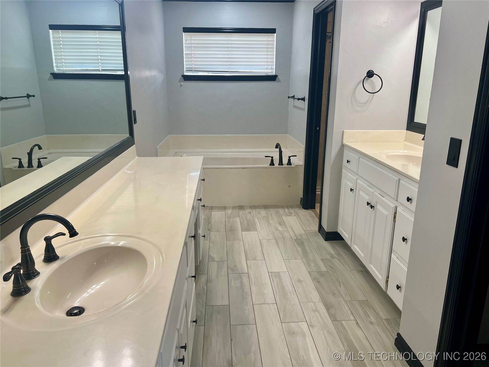 19950 West Hwy 33 Road, Sapulpa, OK 74066