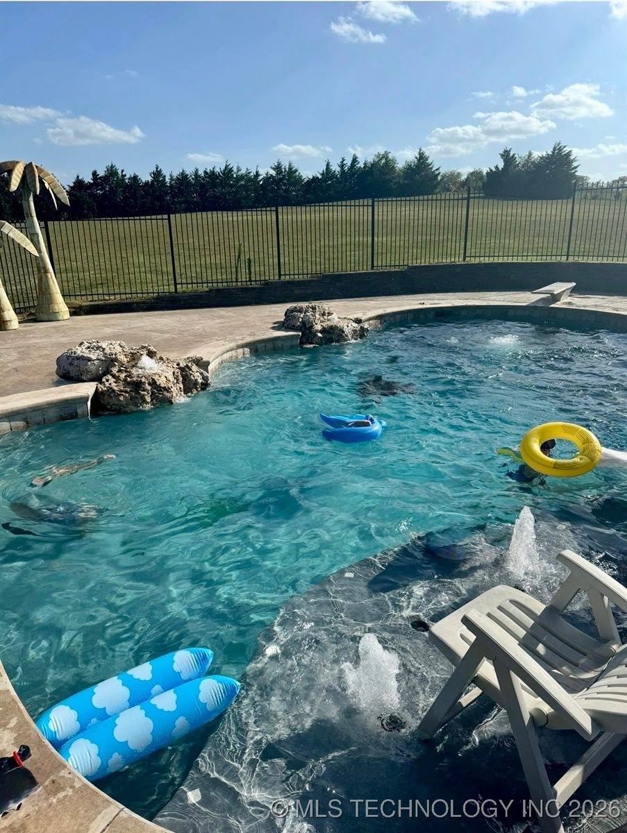 19950 West Hwy 33 Road, Sapulpa, OK 74066