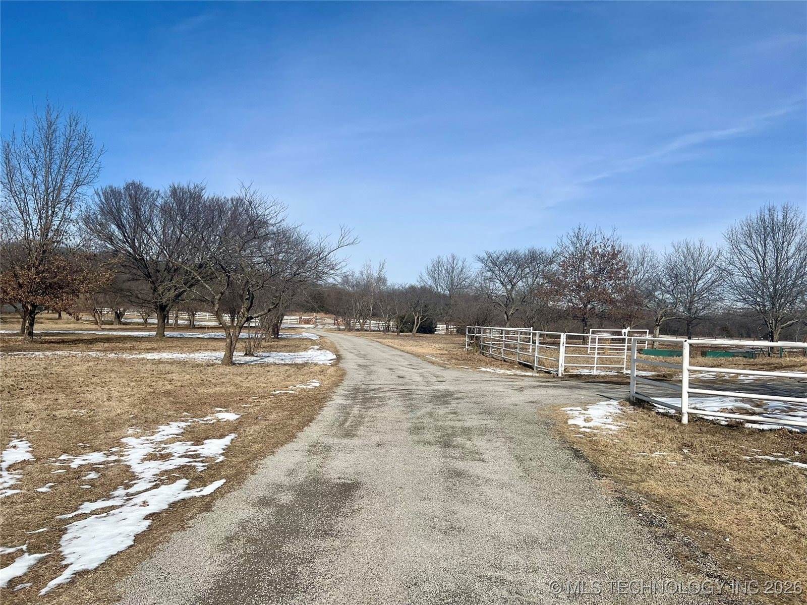 19950 West Hwy 33 Road, Sapulpa, OK 74066